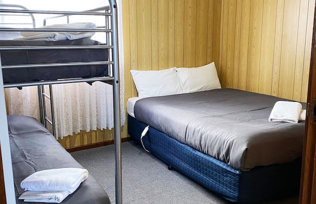 Limestone Coast Tourist Park - Photo 25