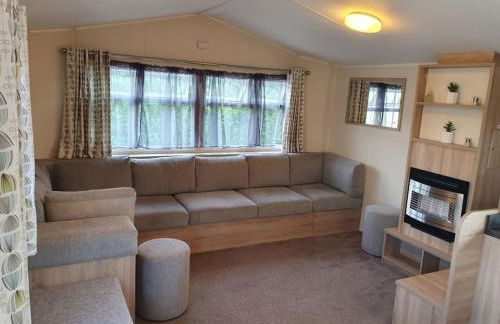 Billing Aquadrome - Alberta Caravan 2 Bedroom Sleep 6 - Photo 17