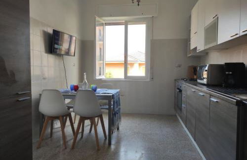 Appartamento vicino al mare con parcheggio - Foto 11