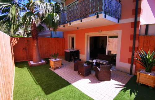 Appartement 90 m2 avec parking terrasse balcons, proche du port et plages - Foto 40