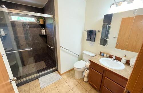 Cozy Palmer Retreat with Steam Sauna and Playground - Foto 26