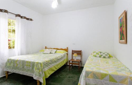 Piscina, jardim, área gourmet e vista arborizada - Foto 35