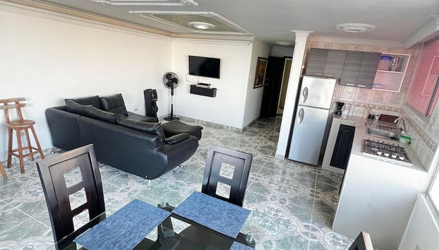 ACOGEDOR APARTAMENTO PISO 12- PARCEROS G - Foto 3, Zona de estar