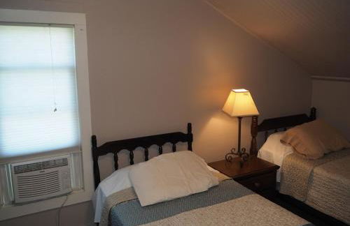 The Cute & Cozy - Upper Apt - Great Location! - Foto 28