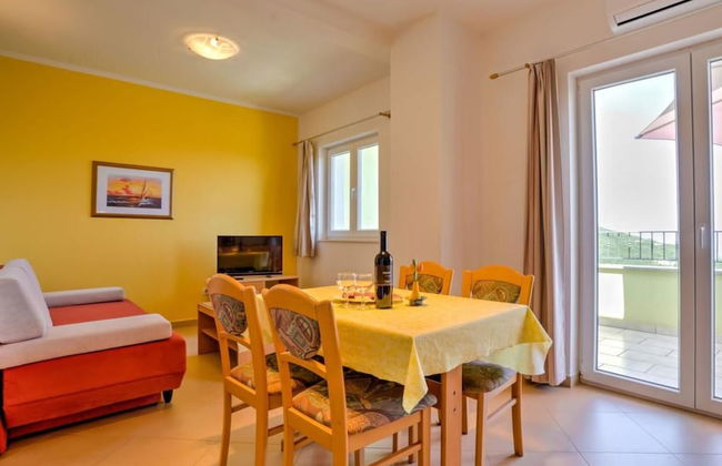 Wonderful Brsec Apartments With Sea View and Shared Pool - Foto 11