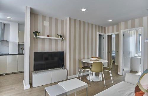 Malibú Canteras Ático 22 con Terraza - Penthouse with Terrace - Photo 13