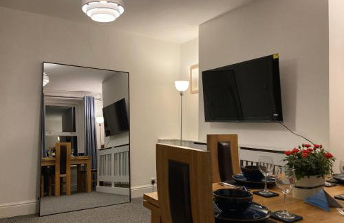 Beautiful apartment one double bedroom with additional single bed and one single bedroom with a sofa bed in lounge - Foto 2