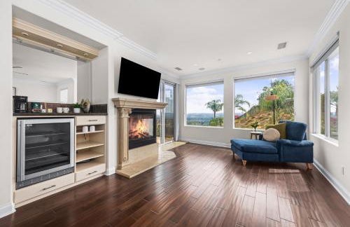 Modern Hilltop Retreat - Foto 52