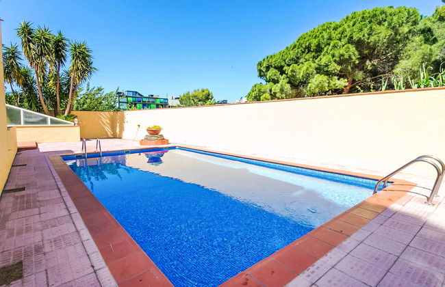 Velazquez - Photo 16