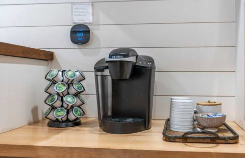 Stunning 2-Story Container Home with Rooftop Terrace - Foto 29