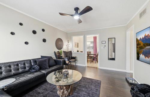 HighlandHouse - Posh Downtown Escape - Foto 22