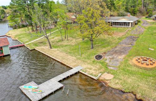 Mineola Lake House w/ Dock & Fire Pit! - Foto 43