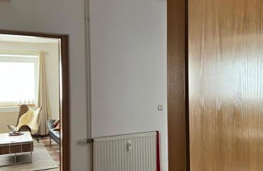 Sehr schöne Wohnung,komplett neu eingerichtet - Foto 4