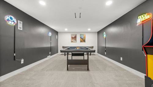 Ski Resorts & DT, Hot Tub, Game Room, Yard, 9 beds - Foto 4