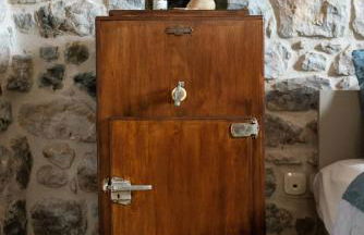 ENGLEZENA'S GUESTHOUSE - Photo 34