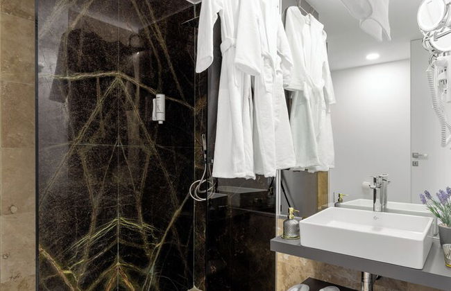 Novum by the sea - Photo 28