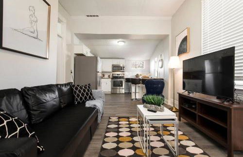 Louisville Dream House 4BR 2BA by CozySuites - Foto 3