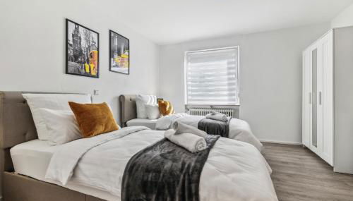 Gelbe Koffer - Großes 3 SZ Apartment Homburg - 1 km Uniklinik - bis 6 Pers - Balkon - Parkplatz - Self-Check-in - Foto 2, towels