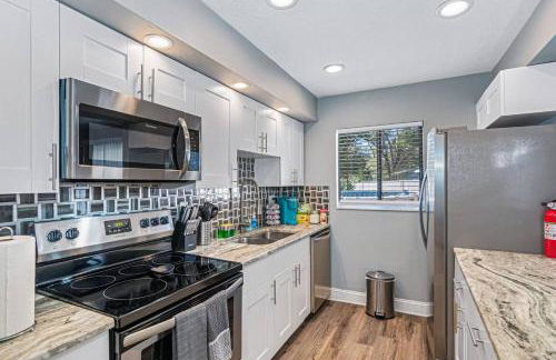 Gorgeous Heated Pool House Near Gulf Beaches! - Foto 11