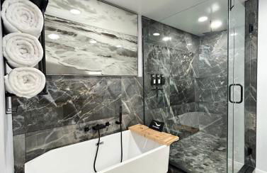 NEW! Private Lux Home Near Airport, Affordable AZ - Foto 2