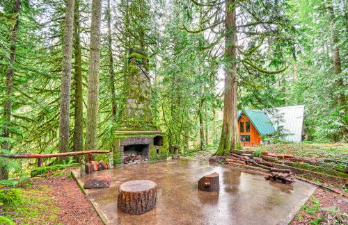 Forested Minikahda Lodge with Hot Tub Near Mt Hood - Foto 37