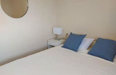 Sunny, spacious 3 bedroom apartment with seaview - L1 Red line stop PARADIS 2 min walk from rental - Photo 9