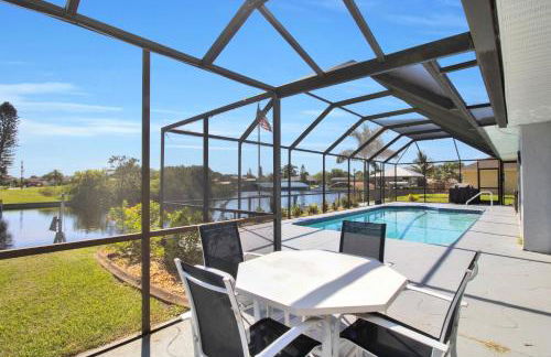 Pet Friendly Canal Front 3-Bedroom Grand Villa with Pool, Linai and Dock - Foto 36