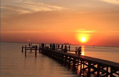 Beautiful New Luxury Townhome with Private Beach and Swimming Pools - Foto 45