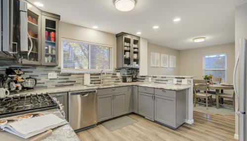 Spacious Rockrimmon Getaway - Sleeps 14 - GameRoom - Foto 3