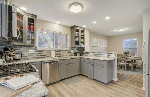 Spacious Rockrimmon Getaway - Sleeps 14 - GameRoom - Foto 3