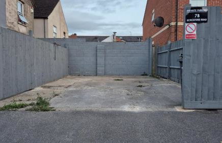 Modern Stylish Flat - Free Parking - Near London - Foto 13