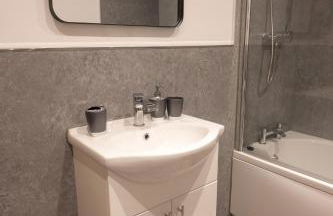 Modern 3B Home, ideal For Families and Contrators! - Foto 25