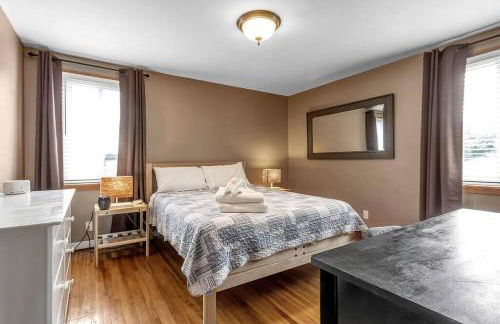 Gorgeous 2 Queen Bedroom Apartment in North Buffalo with 70 inch TV - Foto 9