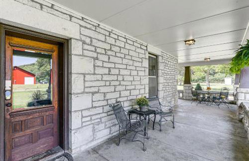 Pet-Friendly Home Grill and Fire Pit in Manhattan - Foto 32