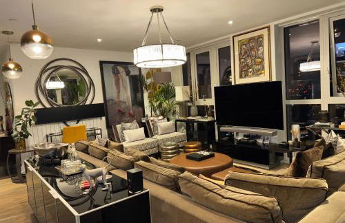 Luxury Nest in the City Glow - Foto 52