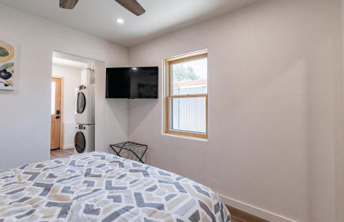 Downtown Bungalow -Duplex - EV Charger - Foto 35