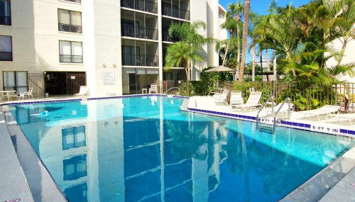 Two-Level, Heated Pool, Trolley to Beach & Village - Foto 1