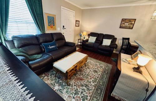 Gorgeous Condo across from Vet School - Foto 6