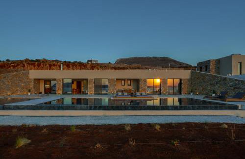 ARion Aesthesis Villa Fire Pit & Heated Pool - Photo 7