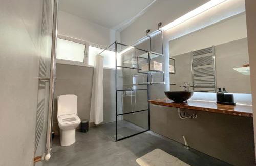 Industrial Studio with Patio - Foto 4