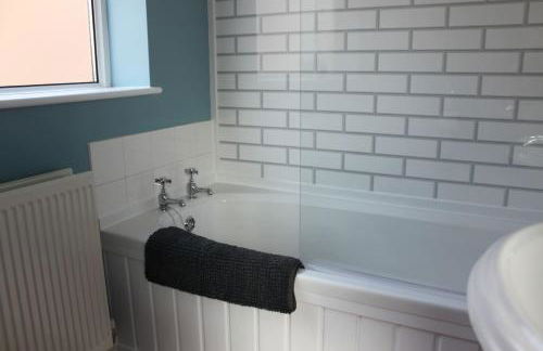 Beautiful 2 Bedroomed Cottage with Garden 10 minutes from Hornsea Beach - Foto 17