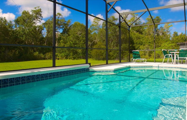 Southampton Vacation Home with Pool - Photo 16