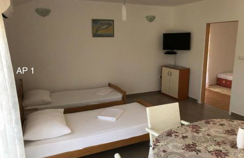 Apartments Zora - Photo 10