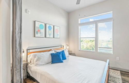 Spacious 2BR King Bed Suites Close to Downtown and Airport - Foto 36