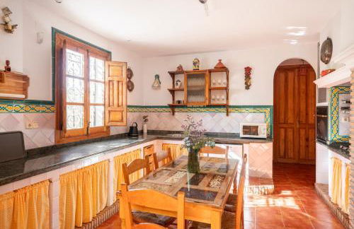 Casa rural Buenos Días con chimenea, calefacción y barbacoa - Foto 13