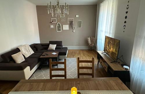 Jardin de Victor Appartements calmes spacieux avec jardin clos - Foto 1