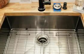 A Cabin in the City with a 5 Star Lush Backyard - Foto 14