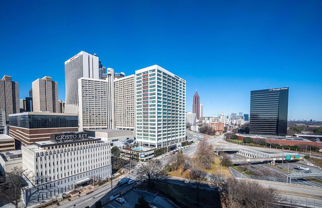 ATL Downtown 2B Condo with Free Parking - Foto 18