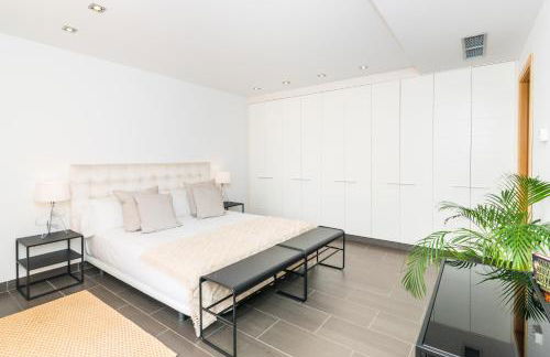 Villa Miramar by Glasir - Photo 24