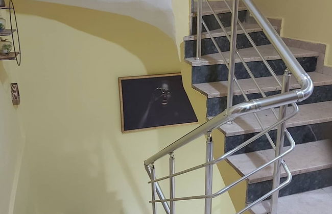 Alesta Suit Apart - Photo 13